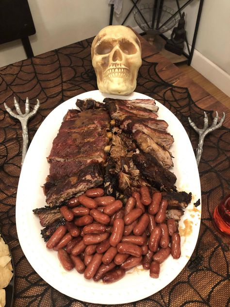 Halloween Pulled Pork Ideas, Halloween Ribs, Halloween Food Dinner, Smoked Ribs, Spooky Szn, Vegetarian Keto, Homemade Halloween, Eat The Rainbow, Food Dinner