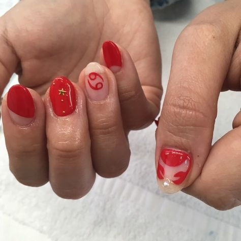 Birthday Nails For Cancers, Crab Nails, Zodiac Nail Art, Zodiac Nails Designs, Zodiac Nails, Zodiac Nail Designs, Drip Nails, Unique Acrylic Nails, Birthday Nails