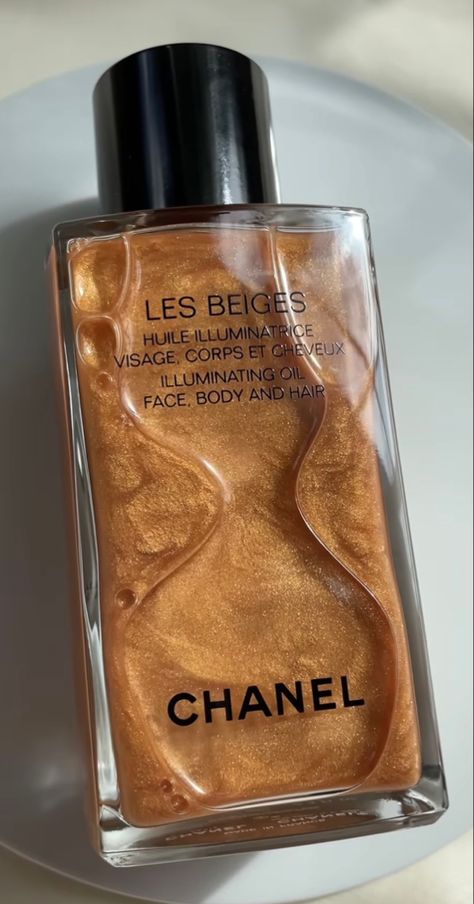 Shimmer Perfume, Gold Perfume Aesthetic, Body Shimmer, Chanel Body Oil, Shimmer Body Mist, Shimmer Body Oil Aesthetic, Shimmer Oil, Shimmer Body Oil, Fragrances Perfume Woman