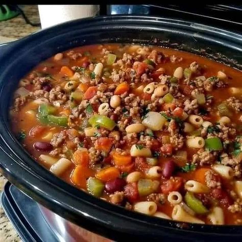 Mini Crockpot Recipes | A truly healthy crockpot Pasta Fagioli that is bound to be a hit with the family | Facebook Pasta Fagioli Soup Recipe, Fried Chicken Batter, Pasta Fagioli Recipe, Pasta Fagioli Soup, Crockpot Pasta Recipes, Fagioli Soup, Chicken Parmesan Casserole, Pasta Fagioli, Pasta E Fagioli