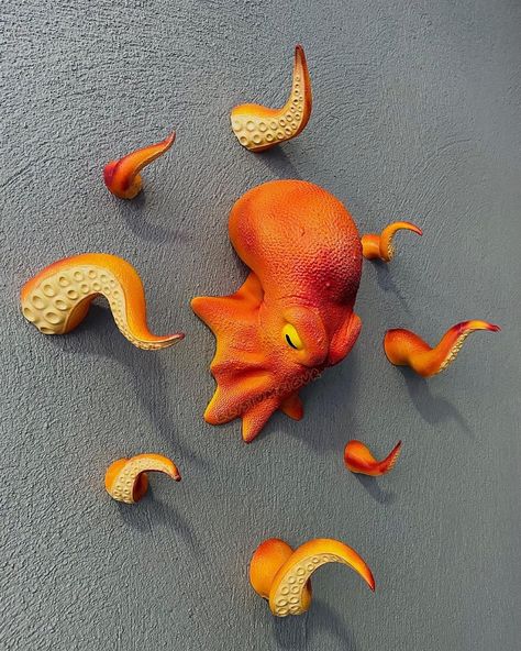 The head part of the octopus is 21 cm wide by 14 cm high by 11 cm. small feet are 6 cm big feet are 12 cm high * My products are handmade and hand painted ** I make the figures with the best care  Do not hesitate to contact us for any kind of customization  PLEASE CONTACT ME FOR YOUR QUESTIONS AND WISHES VERY İMPORTANT ''Please review your country's customs rules. Otherwise we are not responsible.'' 3d Octopus Painting, Octopus Tentacles Art, Scary Sea Creatures, 3d Octopus, Octopus Head, Paper Mache Wall Art, Octopus Legs, Octopus Sculpture, Octopus Decor