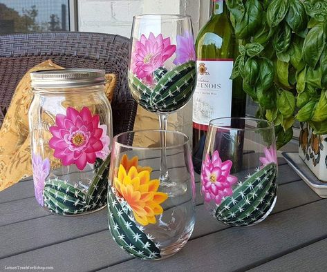 Glassware Painting, Diy Wine Glasses Painted, 2023 Crafts, Painted Glassware, Diy Wine Glasses, Hand Painted Glassware, Painting Glass, Glass Painting Designs, Hand Painted Wine Glasses