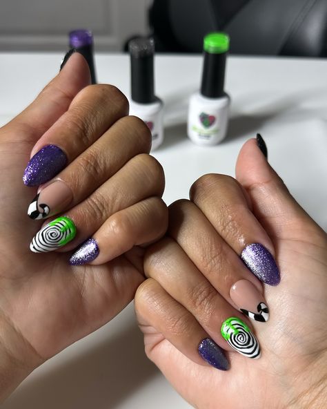 Very Spooky 👻 Very Beetle 🪲Very Juice 🧃 #happyhalloween #beetlejuice #beetlejuice2 #spooky #summerween #spookynails #spookyseason #nailaddict #nailart #fyp #nailzbydev #nailsbyneysha #saintcloud Beetle Juice Nails, Beetlejuice Nails, Beetle Juice, Beetlejuice, Pretty Nails, Happy Halloween, Juice, Nail Designs, Nail Art