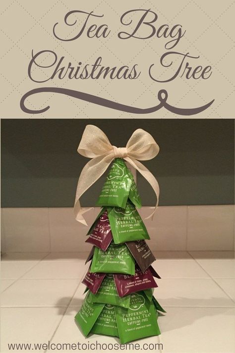 Tea Bag Christmas Tree - I Choose Me Learn how easy it is to make a Tree Bag Christmas Tree for the tea lover on your list. Download your Creativity Card and create your own giftable tree. Tea Christmas, Christmas Tea Party, Christmas Tree Diy, Ge Bort, Christmas Gifts For Coworkers, Christmas Crafts For Gifts, Christmas Tea, Homemade Christmas Gifts, Tree Diy