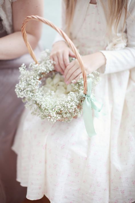 Precious - would match Ella's baby's breath crown! // Flowergirls petals in a basket Diy Flower Girl Basket, Flower Girl Petals, Wedding Flower Girl Basket, Babies Breath, Flower Girl Baskets, Baby Breath, Flower Girl Hairstyles, Flower Girl Basket, Wedding Flower Girl