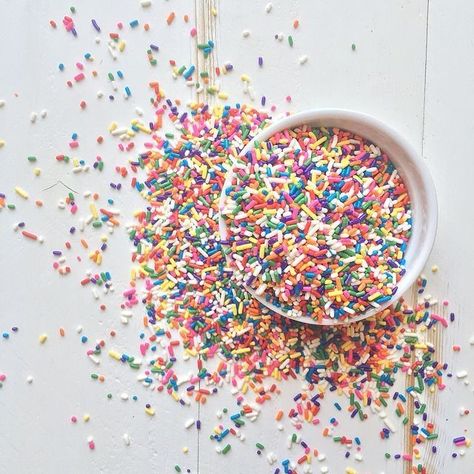 Sprinkles Photography, Sprinkle Sugar Cookies, Confetti Cookies, Fancy Sprinkles, Joy The Baker, Apple Logo Wallpaper Iphone, King Arthur Flour, Morning Friends, Rainbow Sprinkles