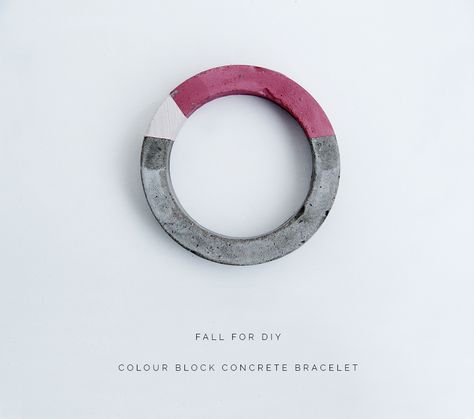 How cool! Did you know that you can make a colorblocked CONCRETE bracelet?! {via @Francesca Stone} /ES Concrete Bracelet, Bracelets Fall, Bracelet Instructions, Gold Concrete, Cement Jewelry, Guys Read, Cement Diy, Concrete Jewelry, Diy Concrete