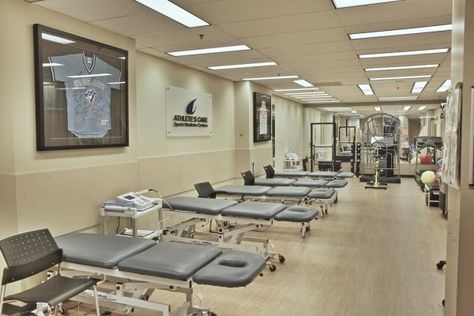 Physiotherapy Clinic, Orthopedic Surgeon, Concrete Architecture, Naturopathic Medicine, Sports Massage, Clinic Design, Massage Room, Downtown Toronto, Mayo Clinic