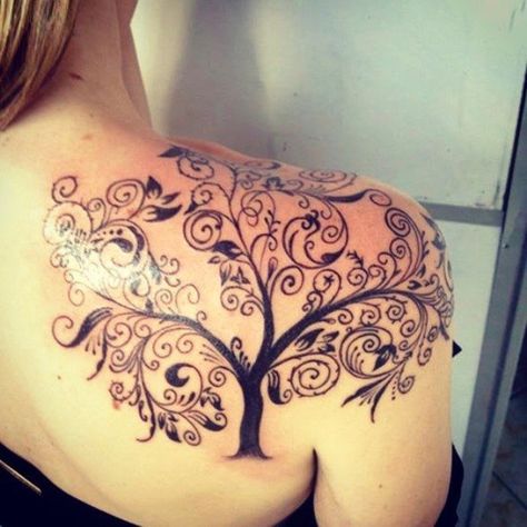 Tree tattoo Tattoos On Back, Tree Tattoo Meaning, Tree Tattoo Back, Tattoo Son, Willow Tree Tattoos, Family Tree Tattoo, Tree Tattoos, Tree Tattoo Designs, Tree Of Life Tattoo