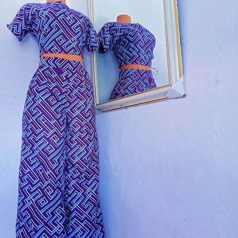 Lovely Ankara palazzo pants and crop top Palazzo And Crop Top Outfit, Ankara Pallazo Pants And Crop Top, Palazzo Pant With Crop Top, Pallazo And Crop Top Outfit, Ankara Crop Top And Palazzo Pants, Palazzo And Crop Top Casual, Pallazo Pants Outfit Ideas Casual, 2piece Outfits Pants Ankara, Pallazo And Top Nigeria