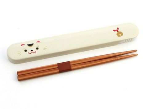 cute cat chopsticks Cat Chopsticks, Japanese Chopsticks, Star Wars Light Saber, Chopstick Rest, Ishikawa, Maneki Neko, Cute Cases, Lightsaber, Cutlery Set