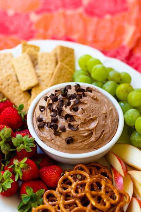 Chocolate Dip in bowl on fruit platter with cookies and pretzels. Chocolate Dip For Pretzels, Chocolate Dip For Apples, Pretzel Board, Peanut Butter Fruit Dip, Grad Brunch, Greek Yogurt Chocolate, Yogurt Chocolate, A Southern Soul, Butter Fruit