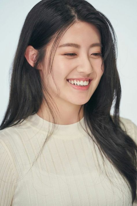 Nam Ji Hyun Nam Ji Hyun Actress, Nam Ji Hyun, Suspicious Partner, Ji Hyun, Korean Actresses, Kdrama Actors, Korean Celebrities, Korean Actress, Korean Makeup