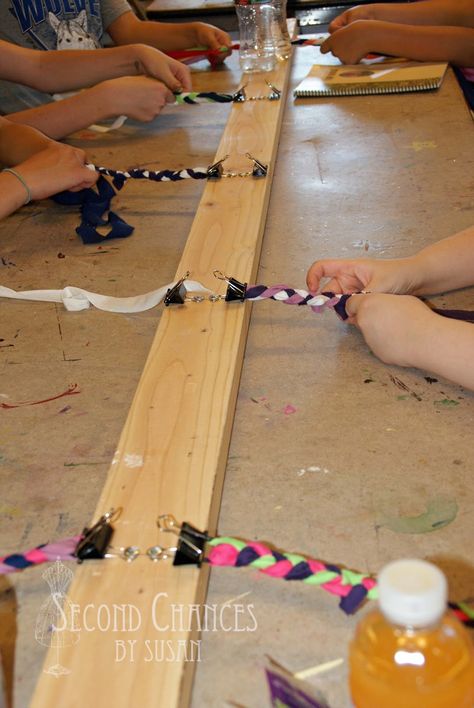 Girls Camp Crafts, Camping Knots, Girl Scout Activities, Girl Scout Camping, Camp Crafts, Summer Camp Crafts, Church Camp, Scout Activities, Girl Scout Crafts