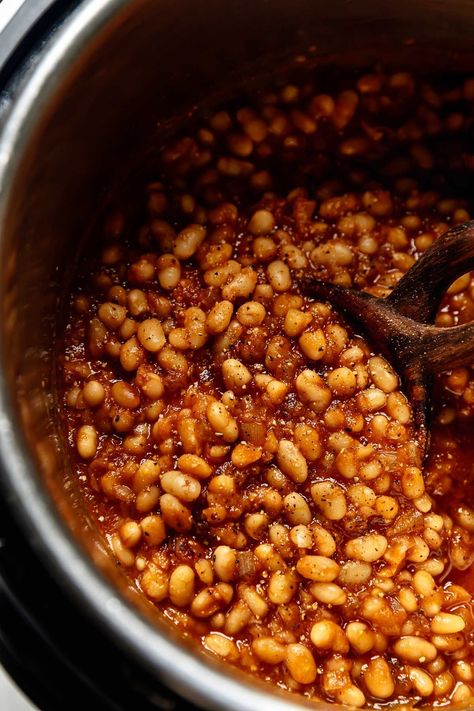 Baked Beans Instant Pot, Boston Baked Beans Recipe, Instant Pot Baked Beans, Slow Cooker Baked Beans, Steak Kebabs, Baked Beans With Bacon, Homemade Baked Beans, Slow Cooker Baking, Boston Baked Beans