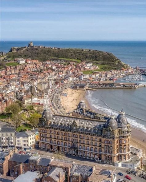 Discovering Yorkshire on Instagram: “Evening all, Alan back again! This evenings featured is by @ascotography with a glorious view over the South Bay of Scarborough and the…” Scarborough England, South Bay, Yorkshire England, North Yorkshire, Aerial View, The South, Yorkshire, Paris Skyline, Grand Canyon