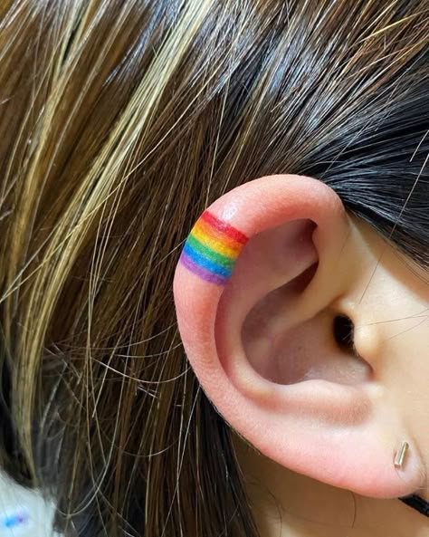 Ear Tattoo Rainbow, Tattoo Color Test Ideas, Only Color Tattoo, Pride Ear Tattoo, Rainbow Ear Tattoo, Small Color Tattoo Ideas, Small Tattoos Colorful, Non Binary Tattoo Ideas, Pansexual Tattoo Ideas