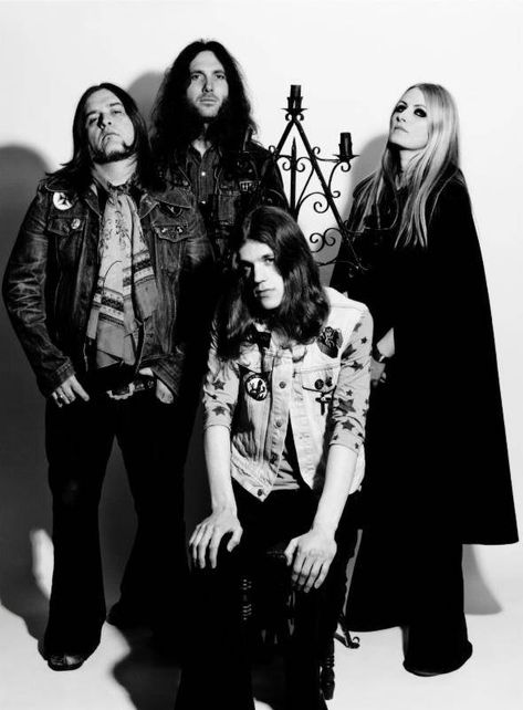 Negative Pictures, Electric Wizard, 00s Music, Doom Metal Bands, Rock Poster Art, Doom Metal, Type O Negative, Heavy Rock, Thrash Metal