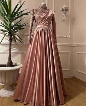 Arabic Engagement, Prom Dress Long Sleeves, Muslim Prom Dress, Rose Gold Prom Dress, Dubai Evening, Inai Pengantin, حفل توديع العزوبية, Silver Prom Dress, Muslim Evening Dresses