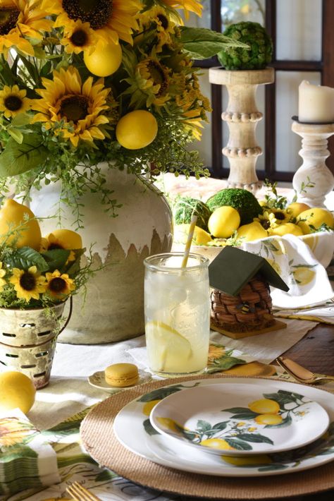 Follow The Yellow Brick Home - French Farmhouse Lemons and Sunflowers Tablescape – Follow The Yellow Brick Home Centerpiece Sunflower, Theme Bapteme, Coffee Table Vignettes, Vignette Styling, Yellow Brick Home, Summer Tablescapes, Simple Coffee Table, Brick Home, Decorative Spheres