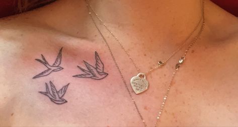 bird tattoo collar bone linework simple elegant tattoo Bird Tattoo Collarbone, 3 Birds Tattoo, Tattoo Collarbone, Collarbone Tattoos, Second Tattoo, Bird Tattoo, Collar Bone Tattoo, Birds Tattoo, Lotus Flower Tattoo