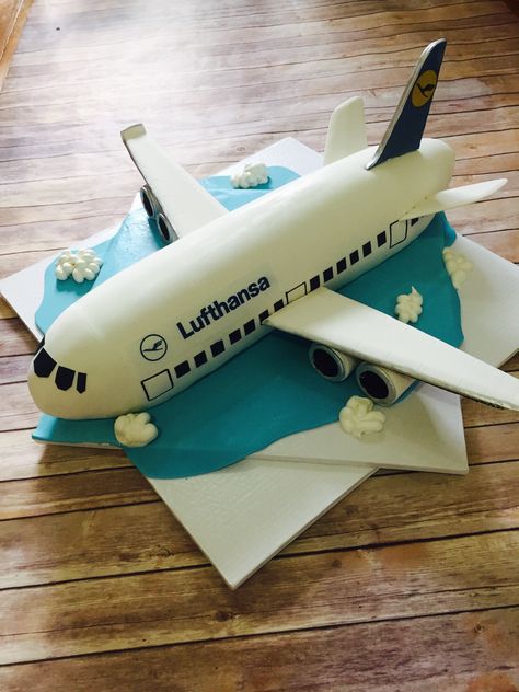 Fondant Airplane Tutorial, Diy Airplane Cake, Cake Aeroplane, Aero Plane Cake, 3d Airplane Cake, Aeroplane Cake, Plane Cake, Airplane Birthday Cakes, Plane Spotter