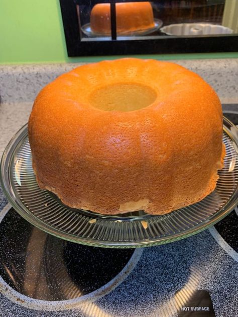 Cake Mom, Homemade Pound Cake, Wilton House, Pound Cake Recipes Easy, Chocolate Pound Cake, Cake Pie, Pound Cakes, Cakes Recipes, Lemon Pound Cake