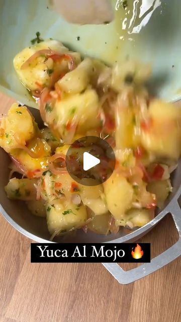 How To Cook Yucca, Yuca Al Ajillo Puerto Rico, Yuca Mojo Recipe, Yuka Root Recipe, Yuca Recipes Puerto Rico, Yuca Al Mojo Puerto Rico, Viandas Puerto Rico Recipe, Must Do In Puerto Rico, Puerto Rican Yuca Recipes