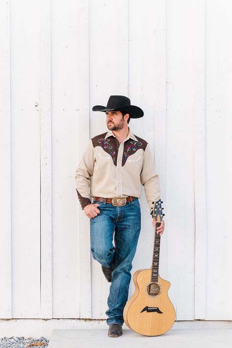 Country Guy Photoshoot, Men Guitar Photography, Country Music Photoshoot Men, Man With Guitar Photography, Vintage Farm Equipment, Western Branding, Cowboy Photos, Male Country Singer Photoshoot, Guy Senior Pictures With Guitar