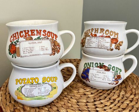 Onion Soup Potatoes, Bowl Mugs, Broth Bowls, Soup Bowls Ceramic, Bowl Chicken, Soup Bowls With Handles, Vintage Mugs, Collectible China, Small Chicken