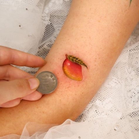 Tiny Mango Tattoo, Small Mango Tattoo, Mango Tattoo Minimalist, Papaya Tattoo, Mango Tattoo, Mango Fruta, Tropical Tattoos, Food Tattoo, Tropical Tattoo