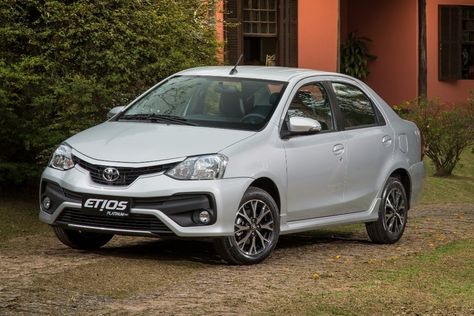 Toyota Etios facelift reported to launch on September 13 Whatsapp Background, Toyota Etios, Toyota Cars, New Launch, Dvd Player, Fuel Efficient, Manual Transmission, Diesel Engine, Car Ins