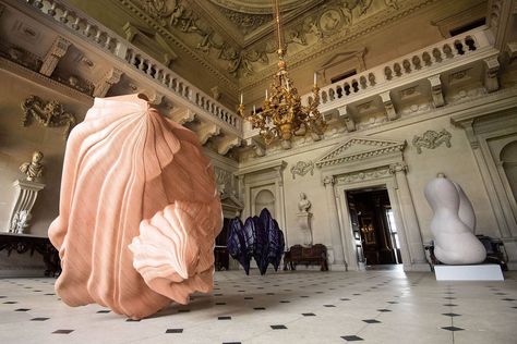 [b][link url="https://www.houghtonhall.com/art-and-exhibitions/tony-cragg-at-houghton/"]Tony Cragg[/link] at Houghton Hall[/b] Make your way to one of Norfolk’s four great power houses, Houghton Hall, for a spectacular display of Tony Cragg’s epic works will be there to greet you on arrival. Described by [i][link url="https://www.tatler.com/article/tony-cragg-houghton-hall-norfolk-summer-sculpture-exhibition"]Tatler[/link][/i]’s David Jenkins as ‘subversive, playful, surprisingly sexy and elemen Elisabeth Frink, Paula Rego, Tony Cragg, The Tate Modern, Houghton Hall, Moscow Kremlin, Animal Movement, Royal Collection Trust, Alexandra Feodorovna