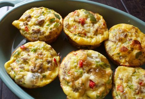 Pepper Egg Cups, Breakfast Casserole Muffins, Turkey Sausage Recipes, Egg Cups Recipe, Wls Recipes, Egg Cups Breakfast, Bariatric Friendly Recipes, Eggs In Peppers, Bariatric Eating