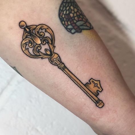 Neo-traditional style key tattoo by Lozzy Bones Traditional Tattoo Key, Traditional Tattoo Meanings, Keyhole Tattoo, Traditional Tattoo Reference, Skeleton Key Tattoo, Key Tattoo Designs, Key Tattoos, Key Tattoo, Couples Tattoo Designs