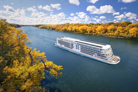 Viking Finally Revealed the Itinerary of Its First-ever Holiday-themed Mississippi River Cruise Mississippi River Cruise, American Cruise Lines, Mississippi Travel, Viking Cruises Rivers, Viking Cruises, Cruise Boat, Great River, Empty Nest, New River