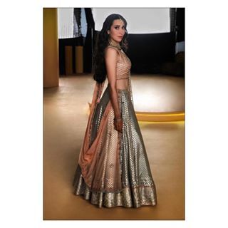 @therealkarismakapoor’s glamorous look in our woven Banarasi Lehenga. Adorned with zari gota, she carries the look with utmost grace.  Styled by: @tanghavri  #AnitaDongre #AnitaDongreCouture #KarishmaKapoor #Lehenga #GotaPatti #Woven #Zari Indian Outfits Lehenga, Lehnga Dress, Designer Bridal Lehenga, Indian Bridal Dress, Indian Lehenga, Bridal Lehenga Choli, Designer Lehenga Choli, Indian Wedding Outfits, Lehenga Designs