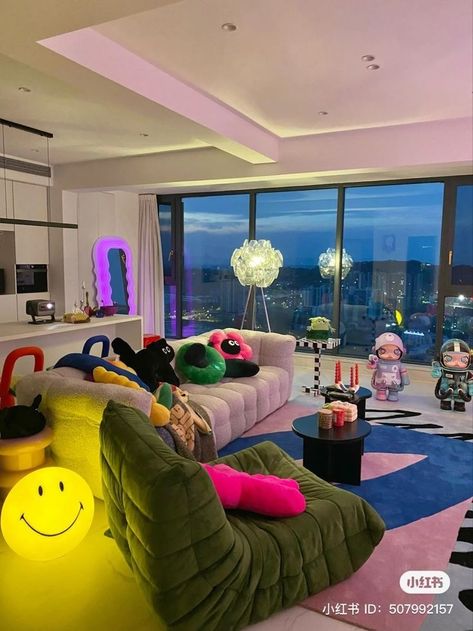 Random Decor Aesthetic, Chill Vibe Living Room Ideas, Hybeast Living Room, Hybeast Room Ideas, Hype Beast Living Room Decor, Colorful Loft Apartment, Minimal Colorful Living Room, Hype Beast Apartment, Hype Beast Living Room