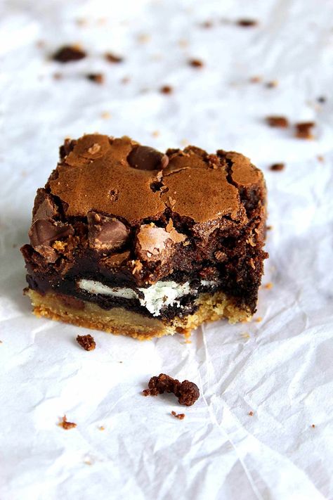 Yummy Brownie Recipes, Chocolate Chip Cookie Brownies, Homemade Brownies Easy, Brownies Recipe Homemade, Easy Chocolate Chip Cookies, Oreo Recipes, Wedding Cake Recipe, Best Brownies, Food Cakes