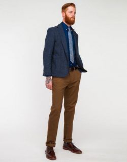 Redhead Men's Fashion | Famous Outfits Red Hair Man, Red Hair Men, Suits Style, Prom Costume, Mens Fashion Swag, Redhead Men, Smart Casual Menswear, Famous Outfits, Man Suit