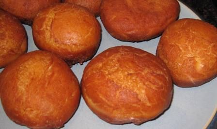 Quick Homemade Donuts (Paczki, Pampushky) – Recipe Pampushky Recipe, Paczki Recipe Easy, Paczki Recipe, Polish Recipe, Hungarian Cake, Ukrainian Food, Ukrainian Recipes, Homemade Donuts, Polish Recipes