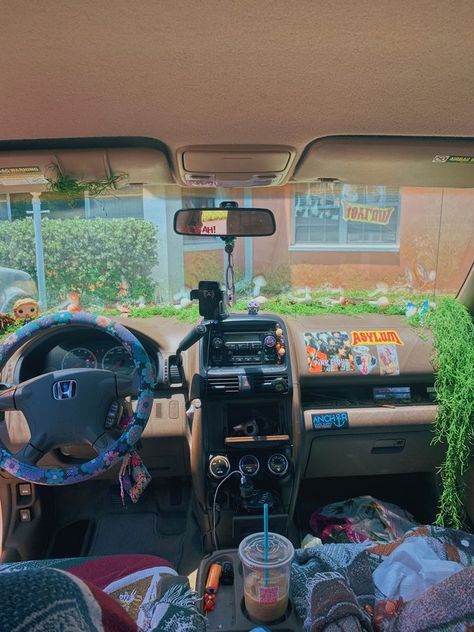 Cute Inside Of Car Ideas, Boho Truck Interior, Honda Crv Interior Aesthetic, Trippy Car Interior, Hippy Car Interior Decor, Indie Car Decor Aesthetic, Decorated Car Aesthetic, Car Decorations Interior Earthy, Cozy Backseat Car