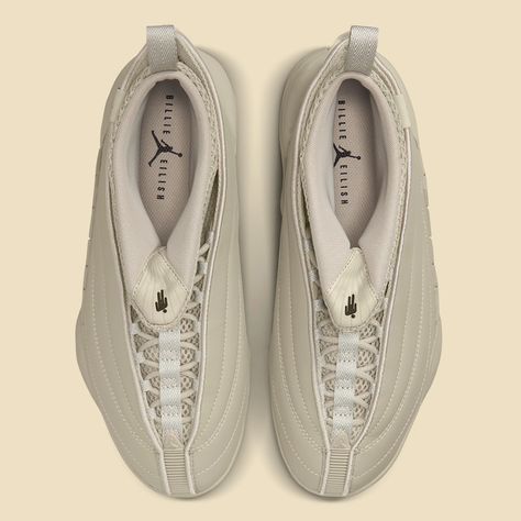 Nike Images, Jordan 15, Nike Design, Mens Basketball Shoes, Nike Snkrs, Nike Waffle, Air Jordan Retro, Retro Shoes, Beige Shoes