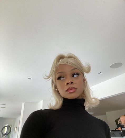 Blonde Bob Hairstyles, Lace Hair, Blonde Bobs, Baddie Hairstyles, Braids For Black Hair, Grunge Hair, Blonde Bob, Aesthetic Hair, Lace Frontal Wig