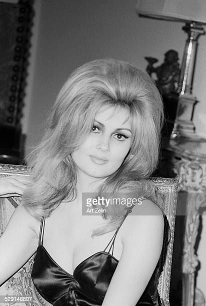 Pamela Tiffin Photos and Premium High Res Pictures - Getty Images Pamela Tiffin, Robert Mcginnis, Marilyn Monroe Photos, Vintage Hollywood, Short Sleeve Button Up, American Actress, High Res, Getty Images, Love This