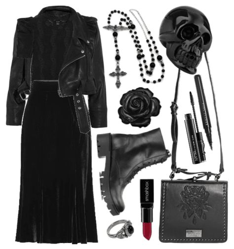 Occult Aesthetic Fashion, Goth Rock Outfits, 2014 Tumblr Outfits, Goth Outfits Winter, Strega Fashion, Mori Fashion, Alt Outfits, Witch Outfit, Witchy Fashion