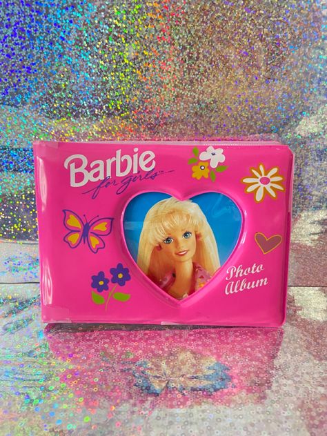 Barbie Merchandise, Barbie Toys 2000s, Barbie Dollhouse 2000s, 2000s Toys, Barbie Cases Vintage, Barbie Playsets 2000s, Vintage Barbie Playsets, Barbie 90s, Barbie Vintage