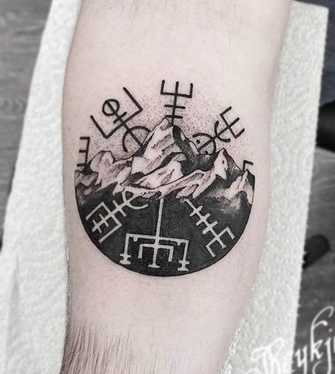 Icelandic Compass Tattoo, Compass Mountain Tattoo Design, Iceland Inspired Tattoos, Viking Compass Tattoo Design, Compass Mountain Tattoo, Icelandic Tattoo Ideas, Hike Tattoo, Norway Tattoo Ideas, Nordic Compass Tattoo