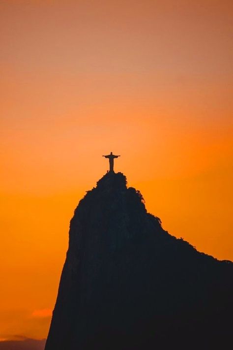 Brazil Life, Christ The Redeemer, Brazil Travel, Whatsapp Wallpaper, Beautiful Landscape Wallpaper, Nature Aesthetic, Photography Backdrops, Dream Destinations, Travel Aesthetic