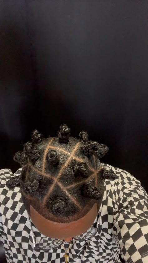 bantu knots on black men, black men hairstyle inspiration Bantu Knots Men, Locs Knots, Hoodie Hair, Black Men Hair Styles, Mens Twists, Afro Hairstyles Women, Boyfriend Hair, Cornrow Braids Men, Mens Twists Hairstyles